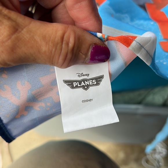 Aprons - Picture 3 of 5